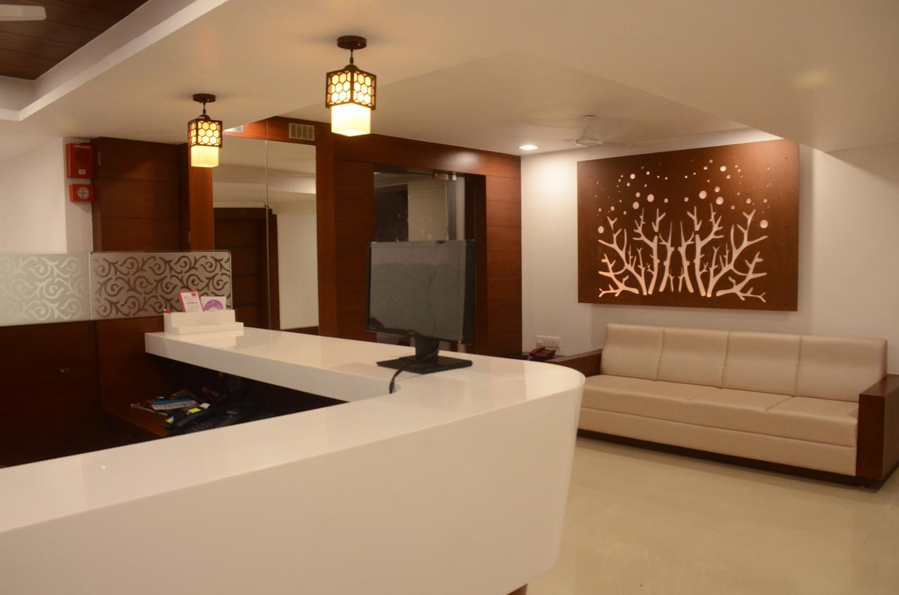 Hotel Ideal Vadodara Dış mekan fotoğraf