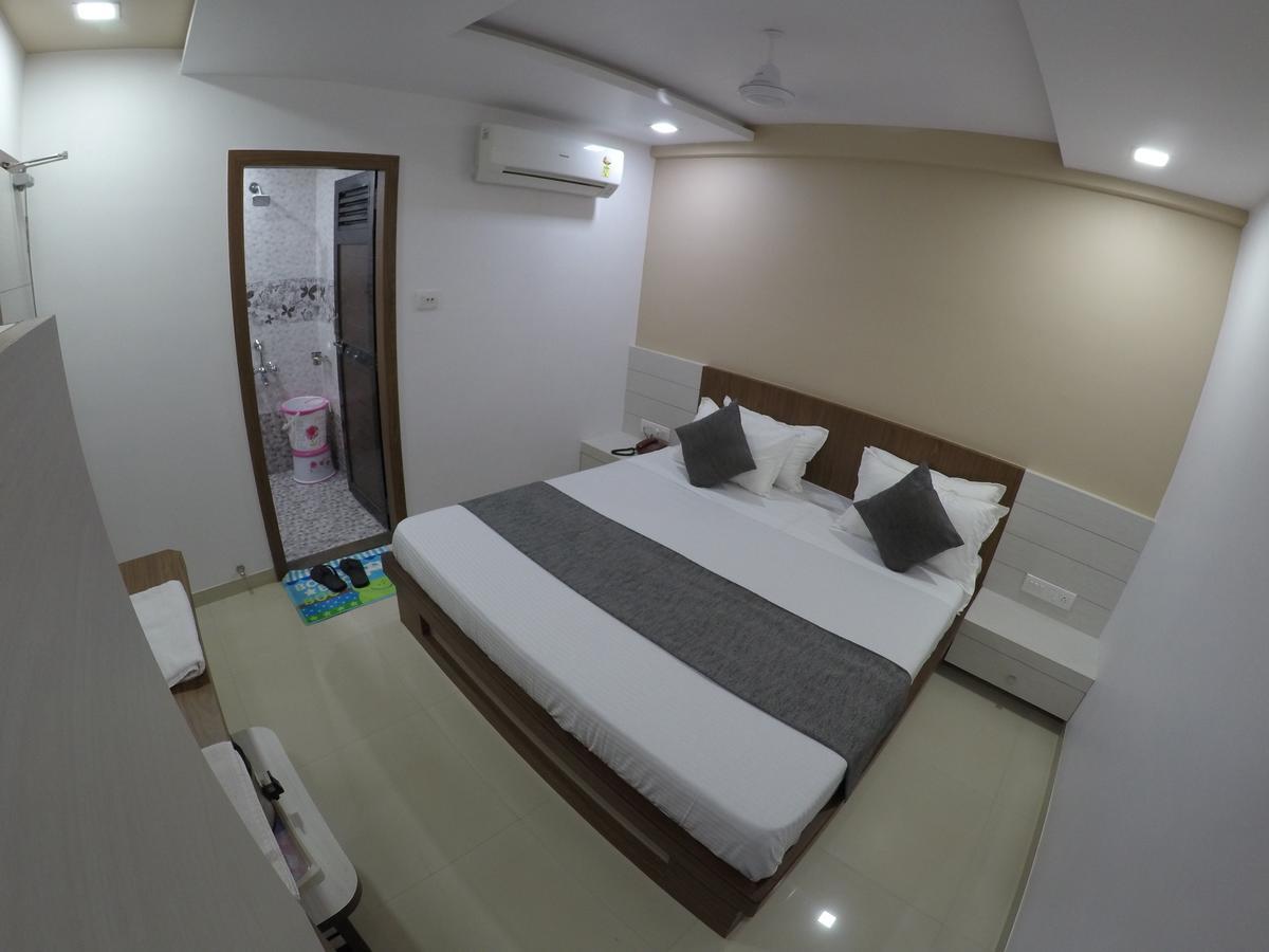 Hotel Ideal Vadodara Dış mekan fotoğraf